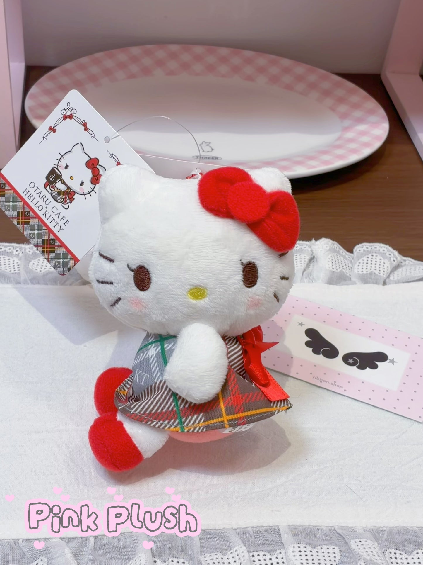SANRIO Hello Kitty Otaru Cafe Plush Keychain – Japan Regional Exclusive